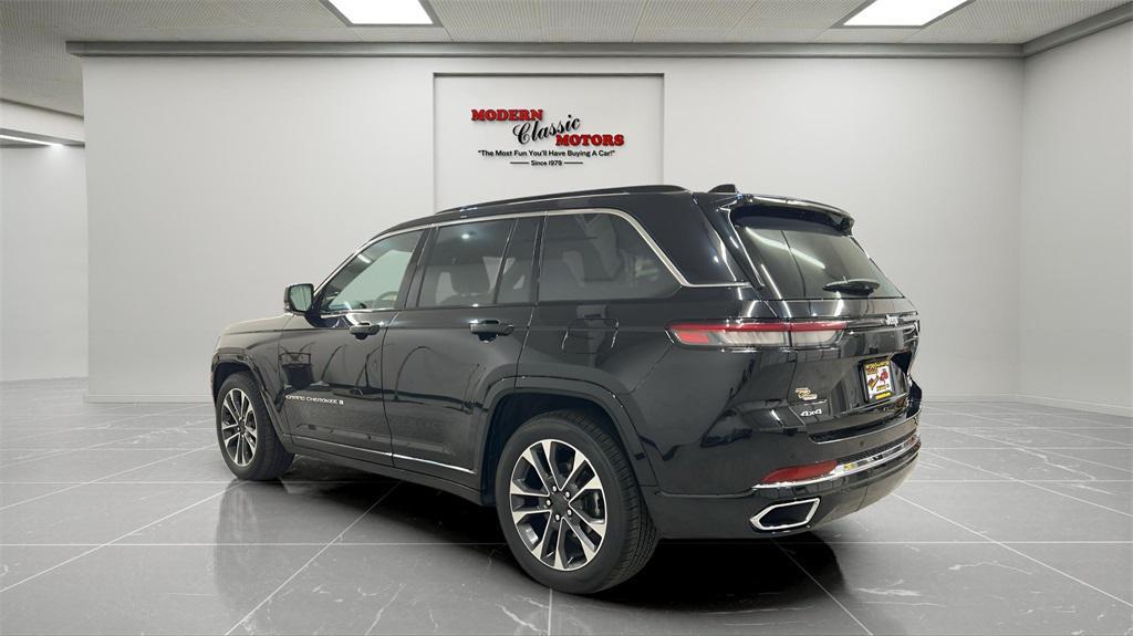 used 2024 Jeep Grand Cherokee car, priced at $41,994