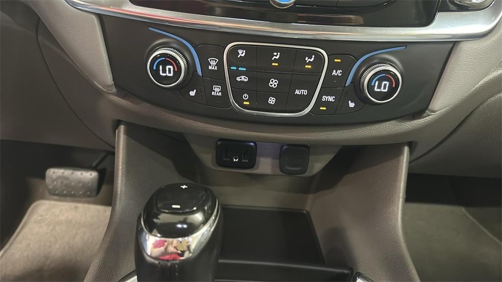 used 2018 Chevrolet Traverse car, priced at $17,994