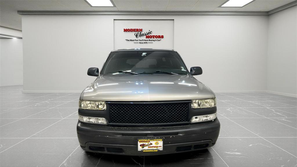 used 2002 Chevrolet Suburban car, priced at $4,494
