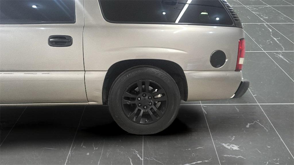 used 2002 Chevrolet Suburban car, priced at $4,494