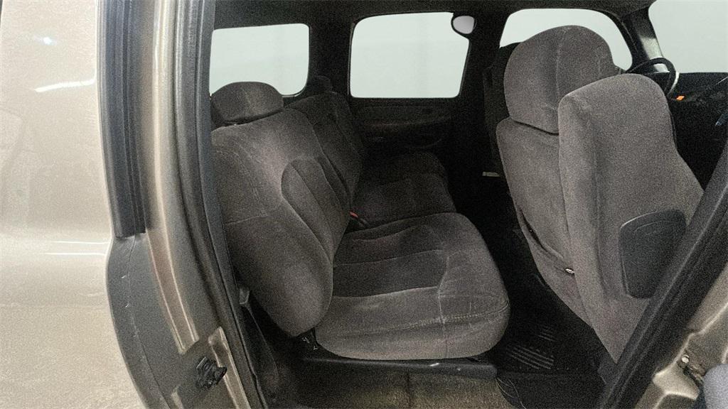 used 2002 Chevrolet Suburban car, priced at $4,494