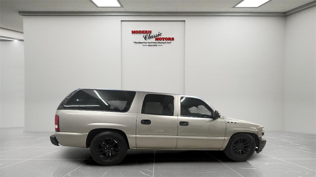 used 2002 Chevrolet Suburban car, priced at $4,494
