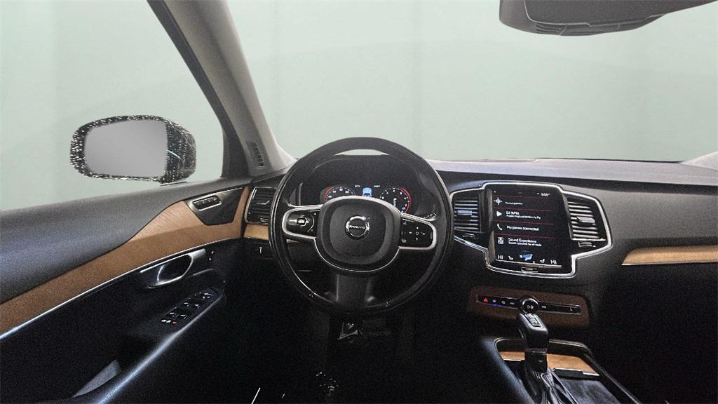 used 2022 Volvo XC90 car, priced at $29,994
