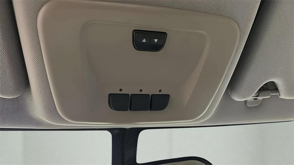 used 2013 Chevrolet Impala car, priced at $1,994