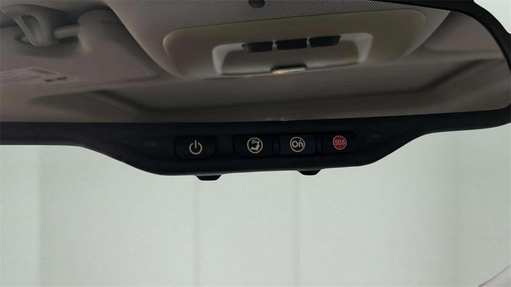 used 2013 Chevrolet Impala car, priced at $1,994