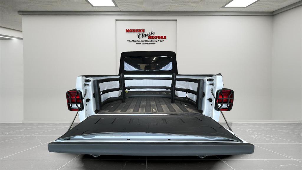 used 2024 Jeep Gladiator car, priced at $38,494