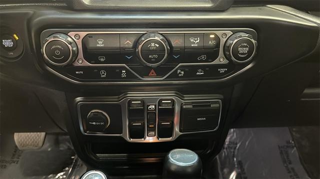 used 2023 Jeep Gladiator car, priced at $33,329