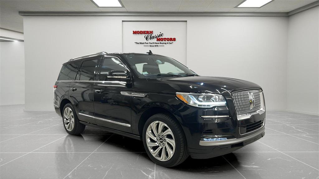 used 2024 Lincoln Navigator car, priced at $55,494