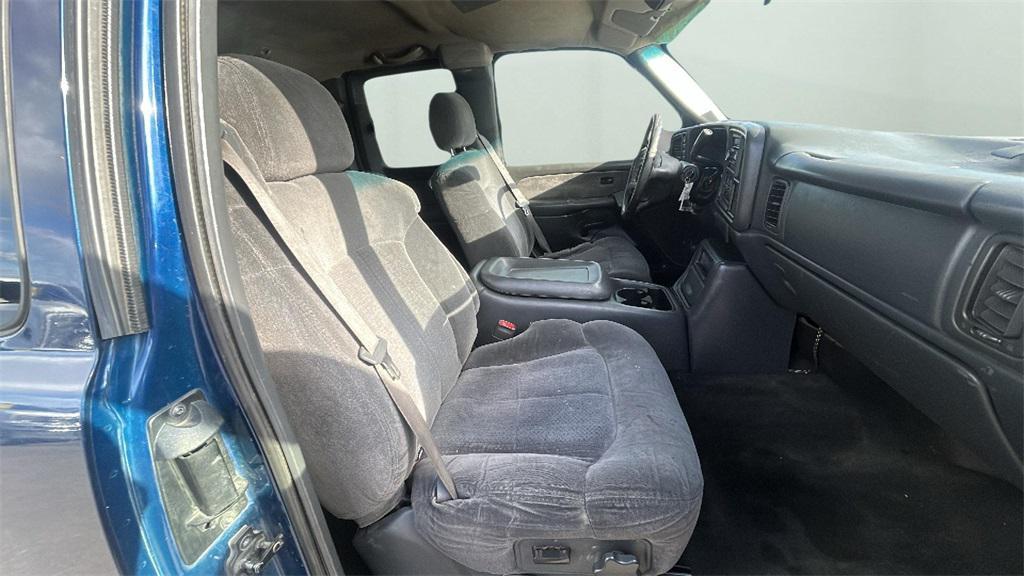 used 2001 Chevrolet Silverado 1500 car, priced at $2,399