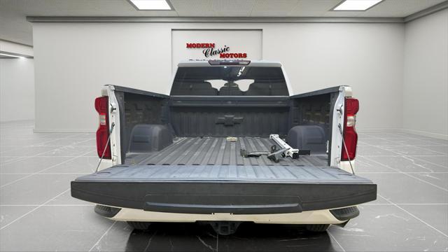 used 2022 Chevrolet Silverado 1500 car, priced at $32,824