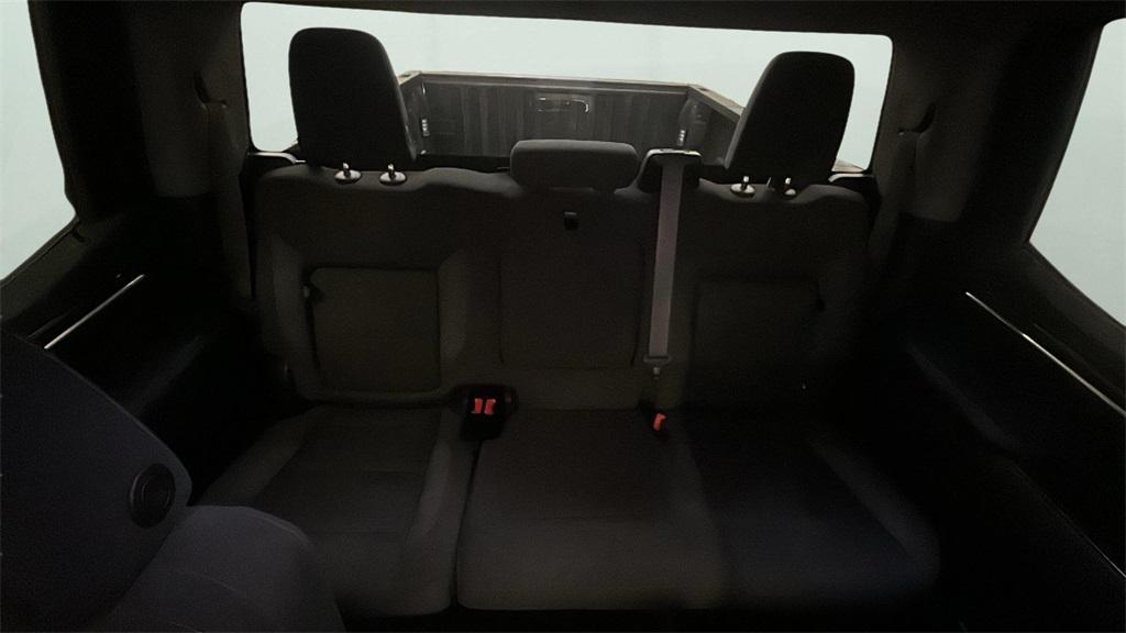 used 2022 GMC Sierra 1500 car, priced at $43,446