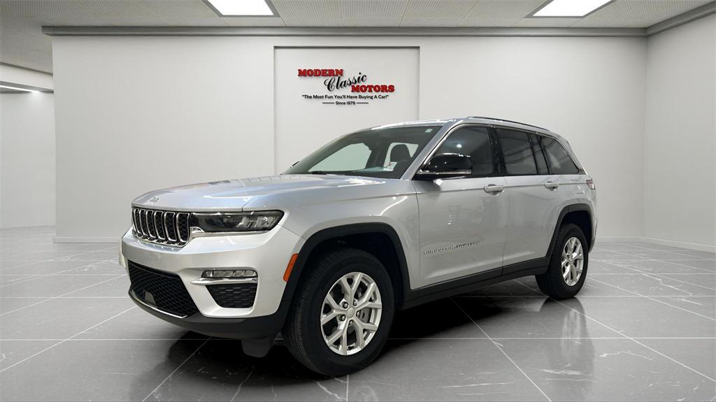used 2023 Jeep Grand Cherokee car, priced at $31,494