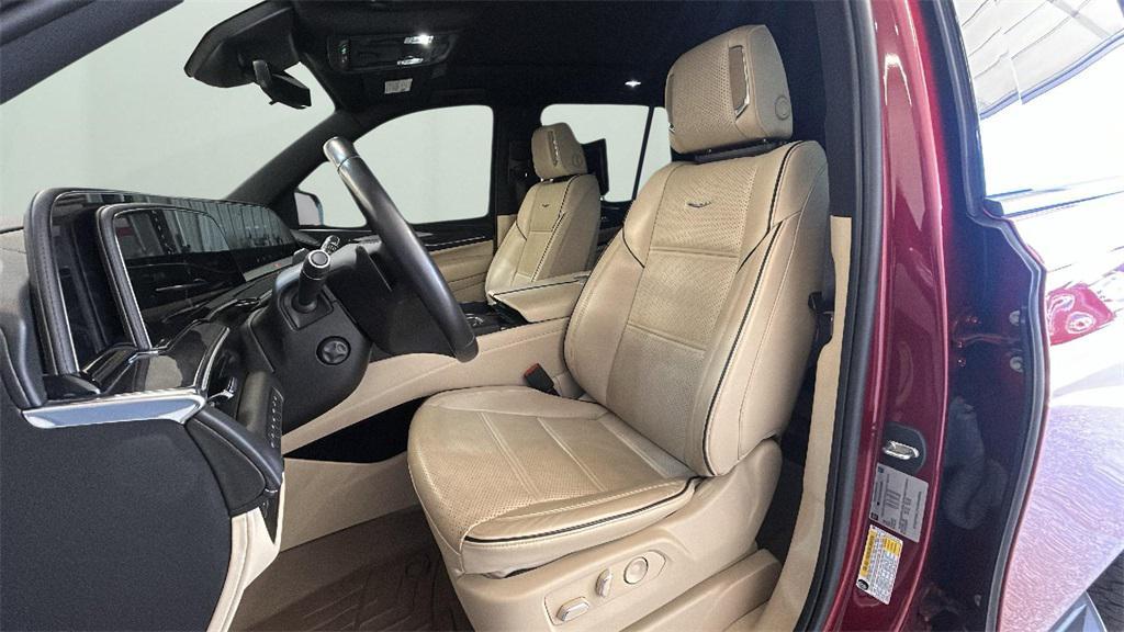 used 2022 Cadillac Escalade car, priced at $66,494