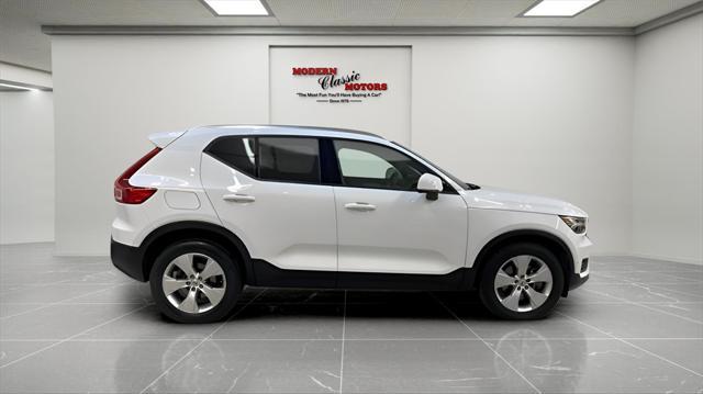 used 2019 Volvo XC40 car, priced at $21,494