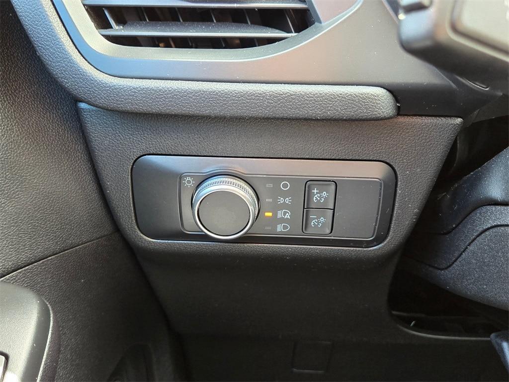 used 2022 Ford Escape car, priced at $23,416