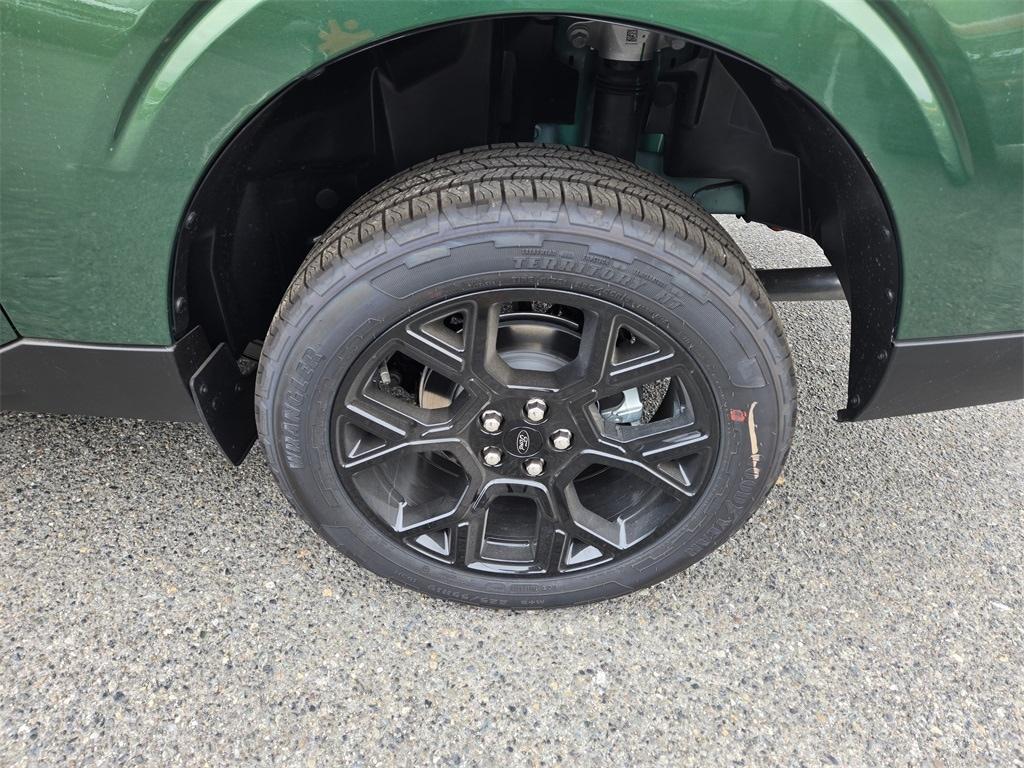 new 2025 Ford Maverick car, priced at $31,995