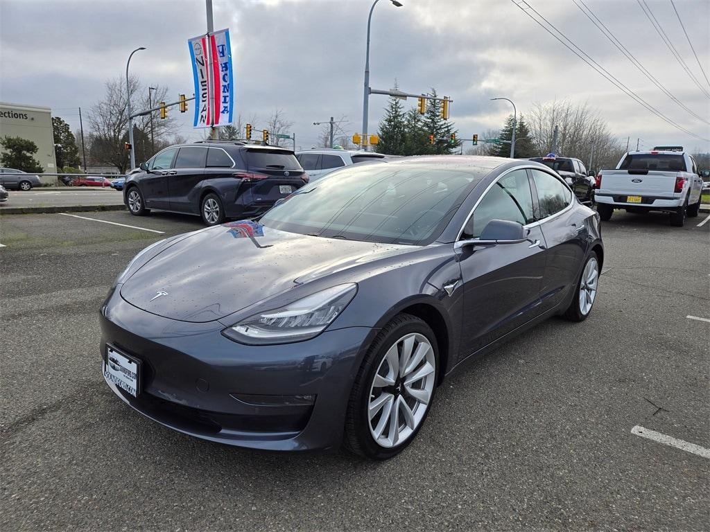 new 2018 Tesla Model 3 car