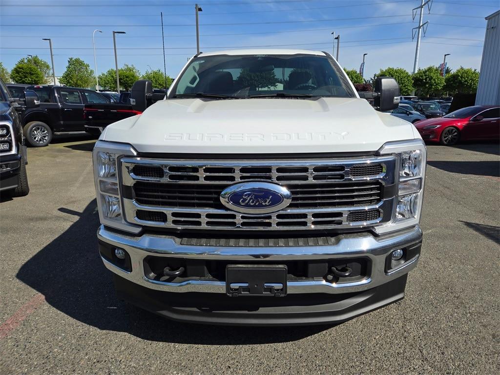 new 2025 Ford F-350 car, priced at $48,360
