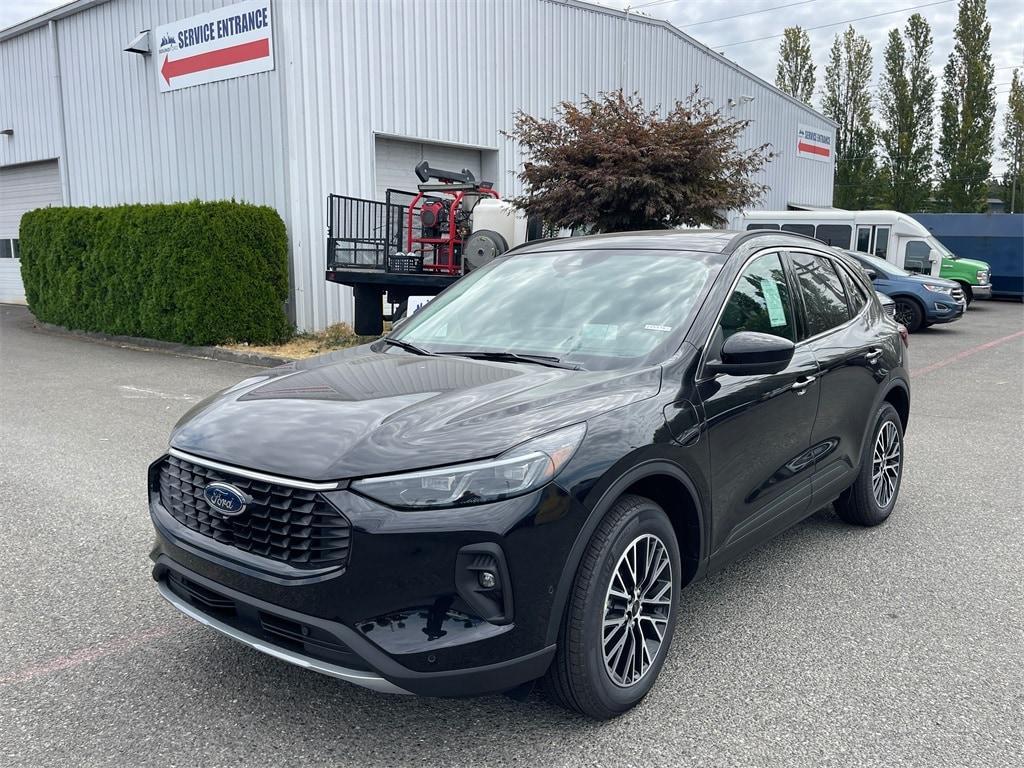 new 2024 Ford Escape car, priced at $40,000