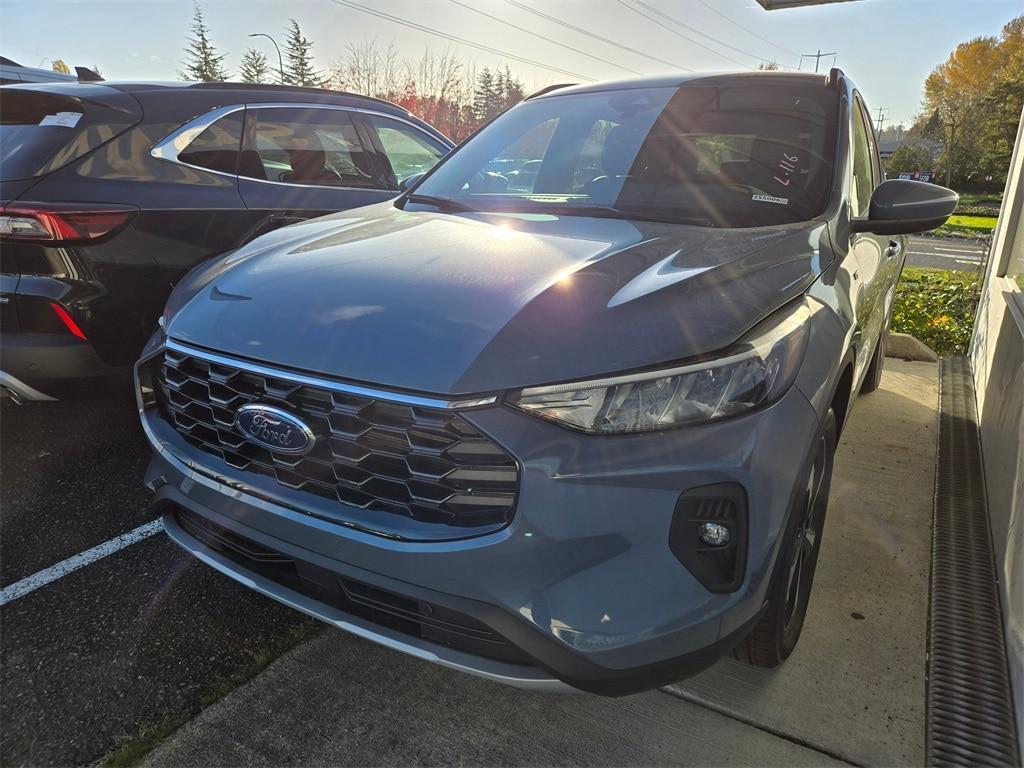 new 2025 Ford Escape car, priced at $32,460