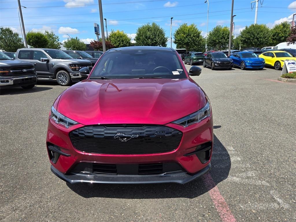 new 2025 Ford Mustang Mach-E car