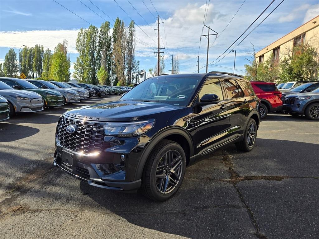 new 2025 Ford Explorer car, priced at $48,770
