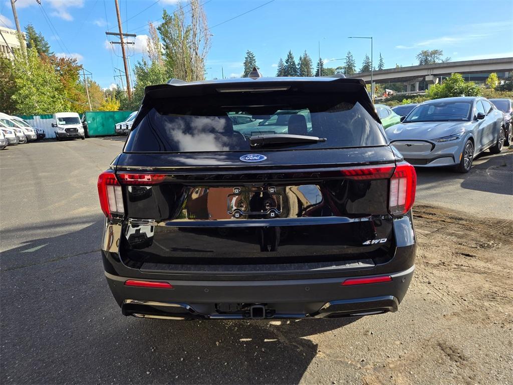 new 2025 Ford Explorer car, priced at $46,770