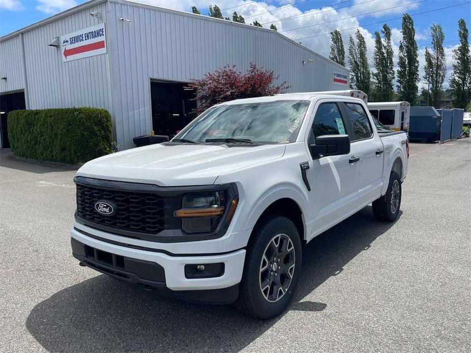 new 2024 Ford F-150 car, priced at $43,020