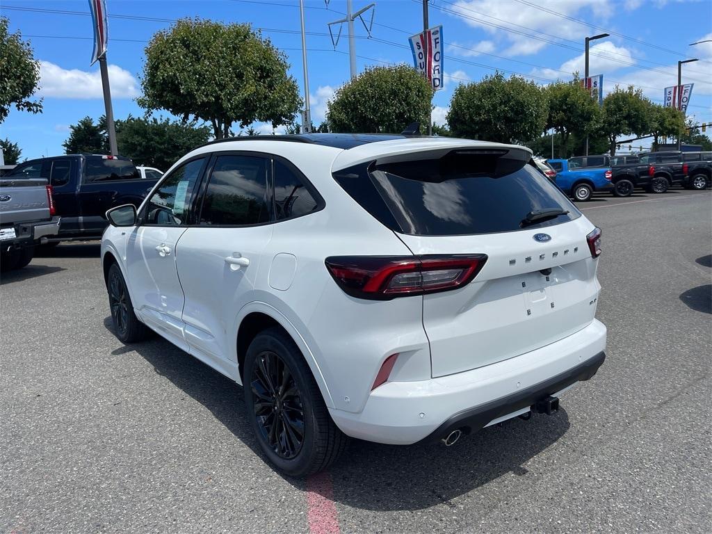 new 2024 Ford Escape car, priced at $40,000