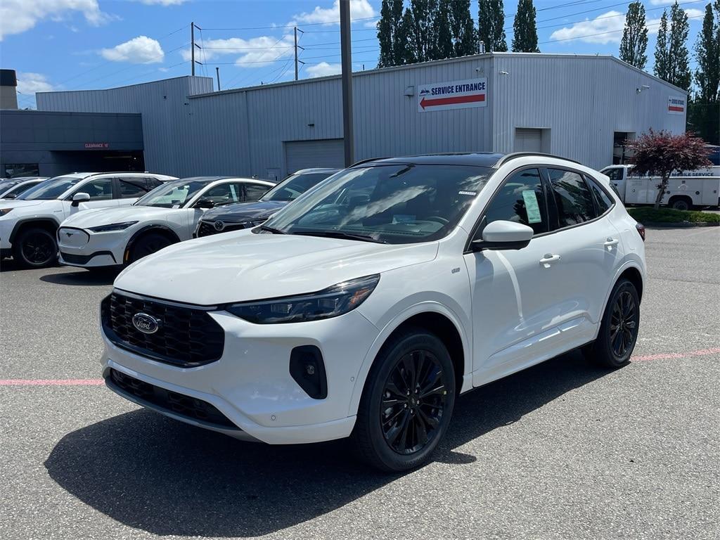 new 2024 Ford Escape car, priced at $40,000