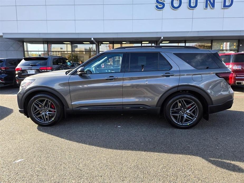 new 2025 Ford Explorer car, priced at $59,320