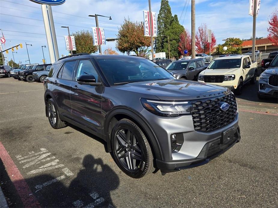 new 2025 Ford Explorer car, priced at $59,320