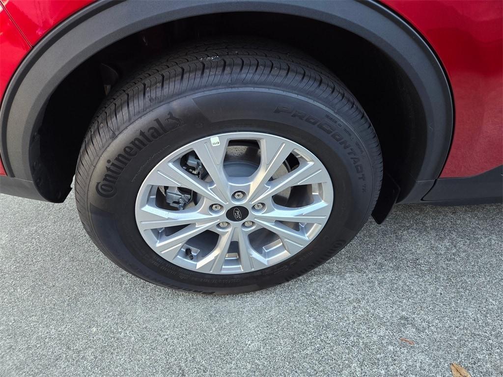 new 2025 Ford Escape car, priced at $30,000