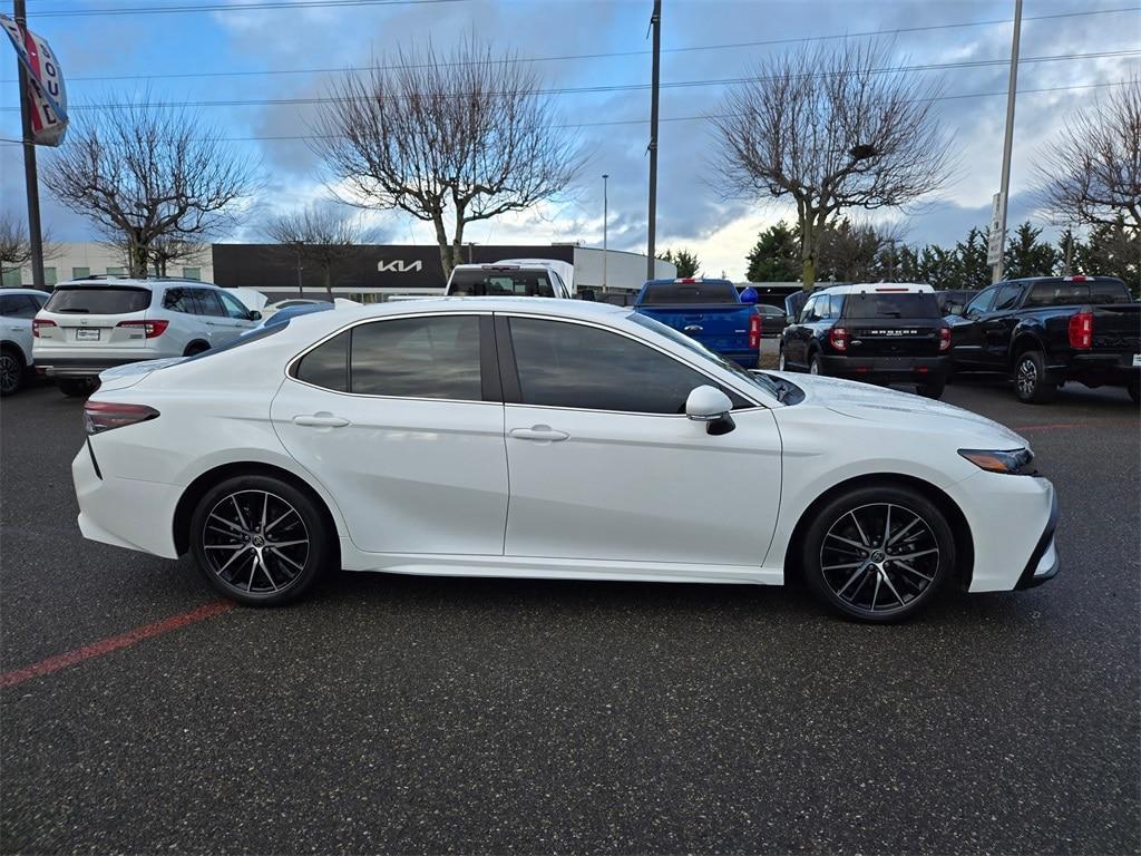 used 2022 Toyota Camry Hybrid car, priced at $26,991