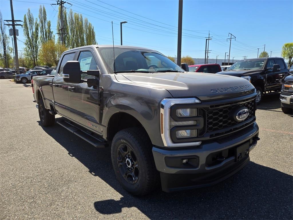new 2025 Ford F-350 car, priced at $65,185
