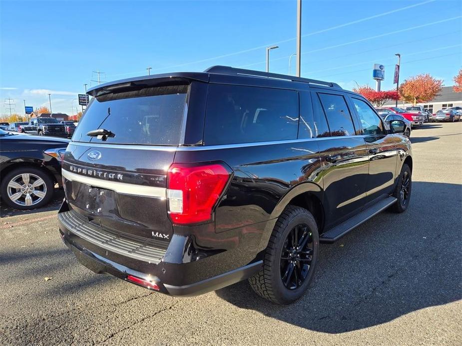 new 2024 Ford Expedition Max car, priced at $64,405