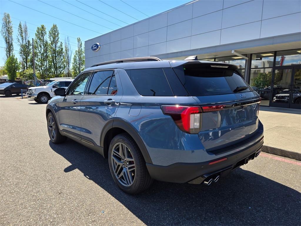 new 2025 Ford Explorer car, priced at $54,955