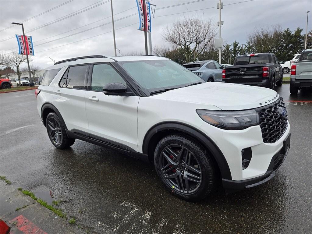 new 2025 Ford Explorer car, priced at $52,645
