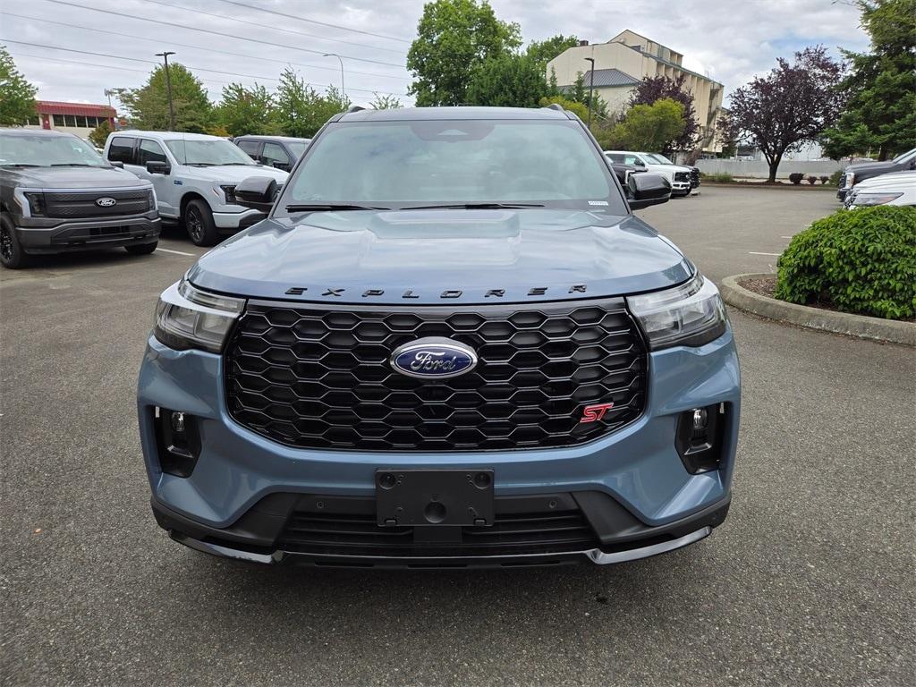 new 2025 Ford Explorer car, priced at $54,955