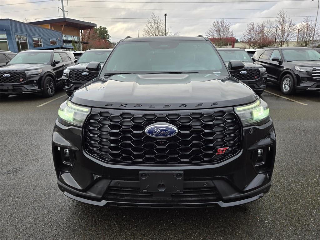 new 2025 Ford Explorer car, priced at $53,050