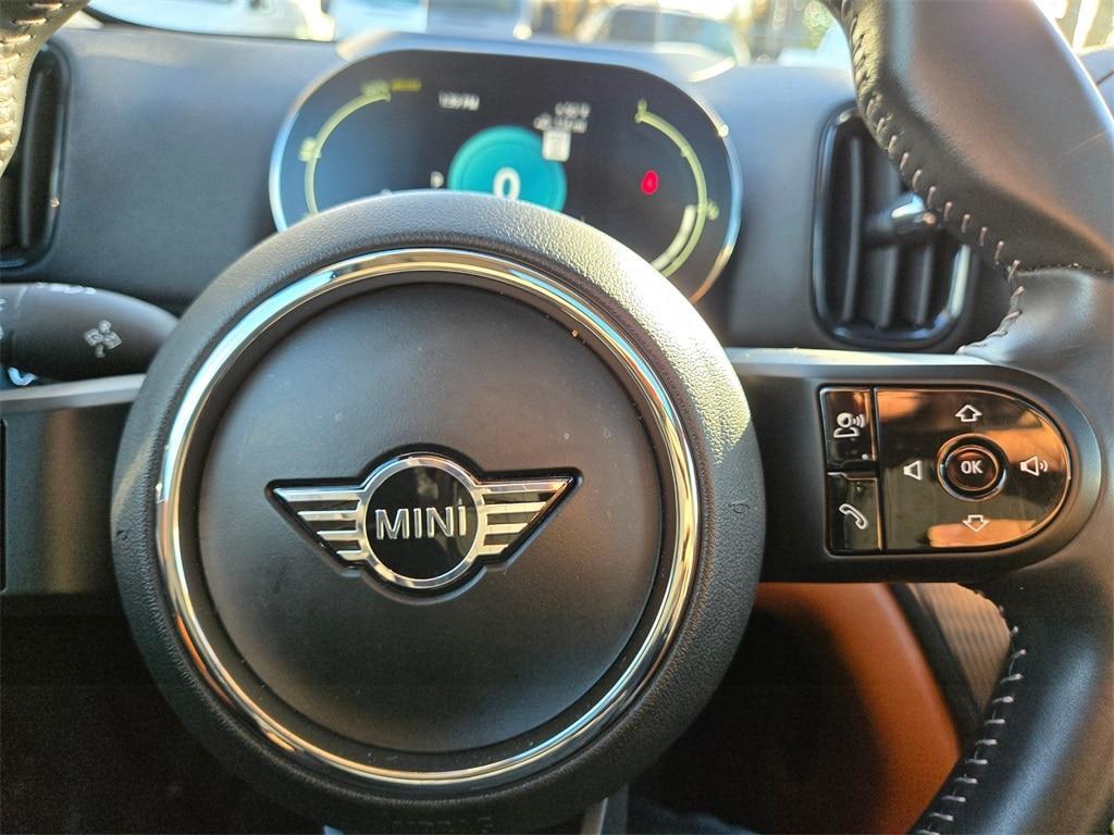 used 2023 MINI SE Countryman car, priced at $34,999