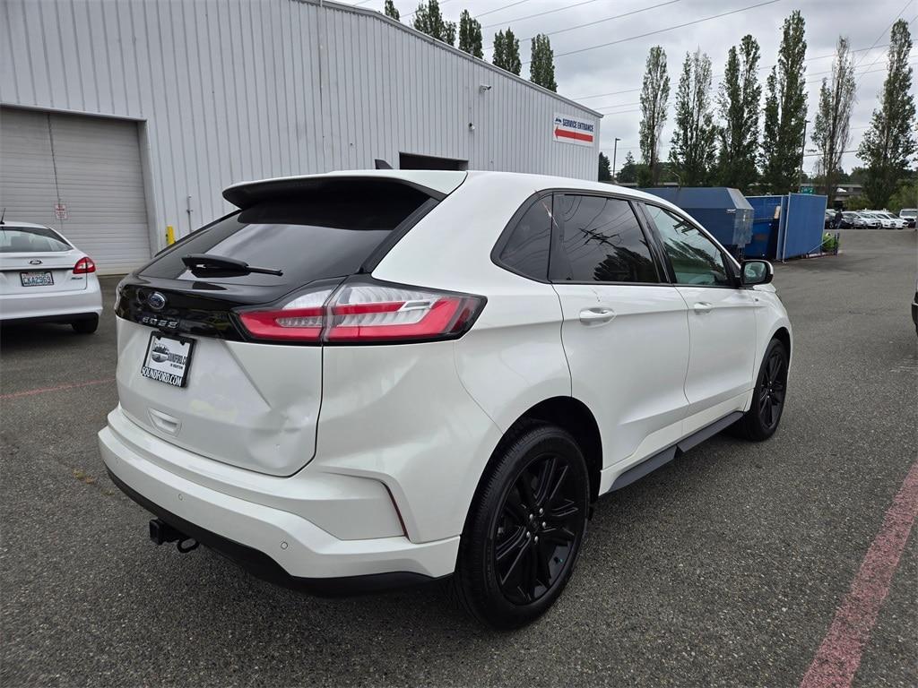 used 2022 Ford Edge car, priced at $30,000