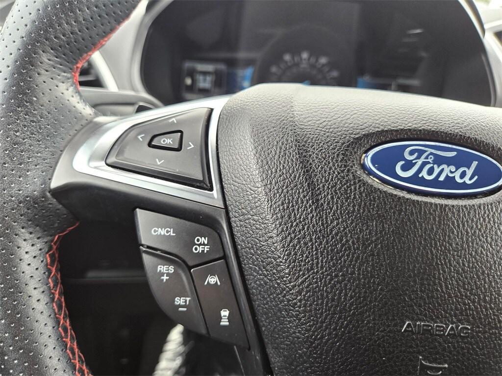 used 2022 Ford Edge car, priced at $26,999