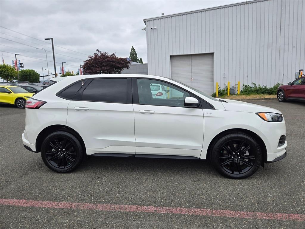 used 2022 Ford Edge car, priced at $30,000
