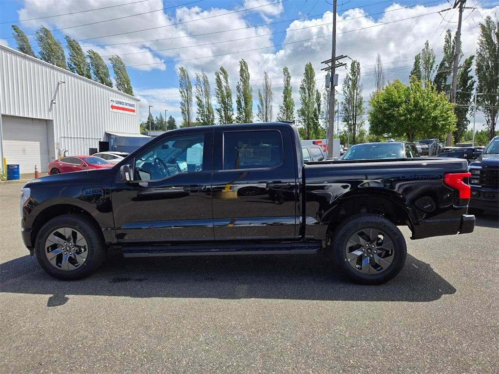 new 2025 Ford F-150 Lightning car