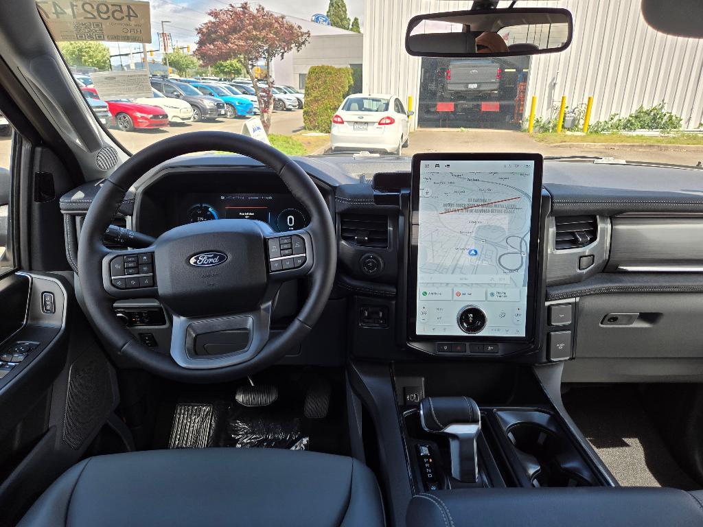 new 2025 Ford F-150 Lightning car