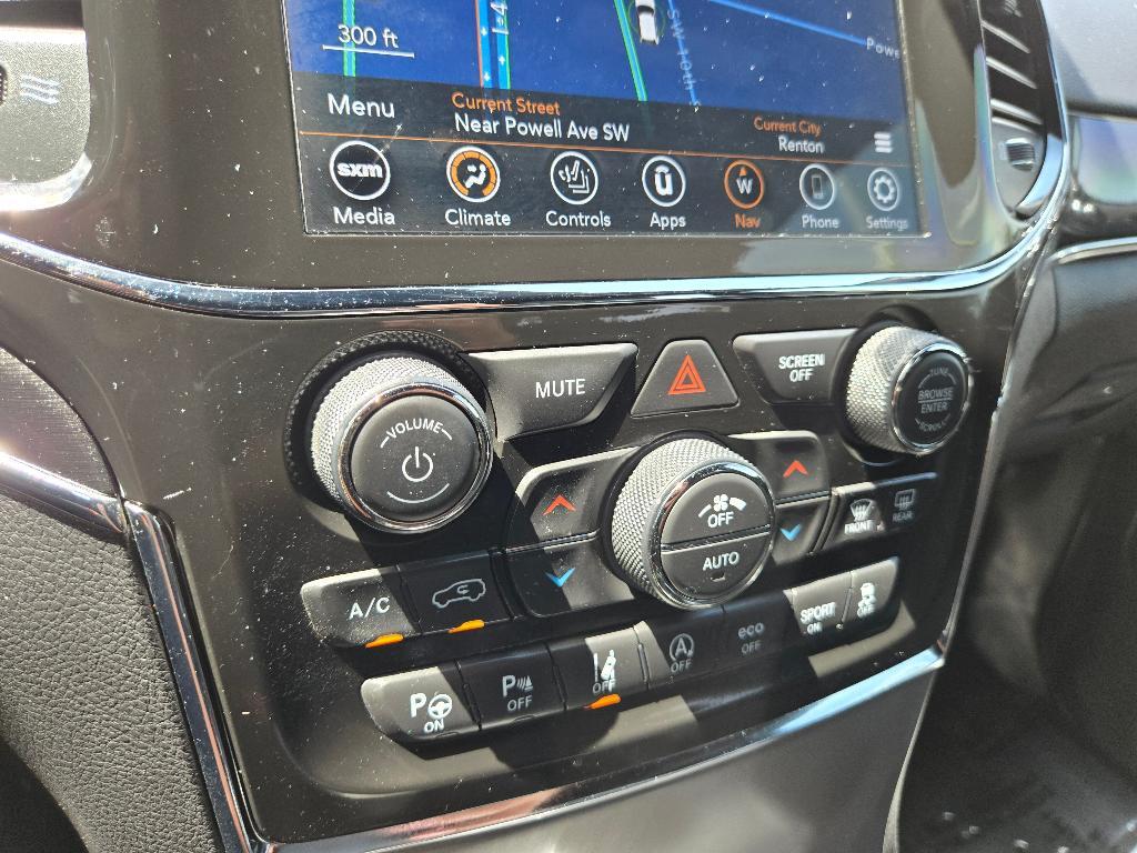 used 2021 Jeep Grand Cherokee car, priced at $28,991