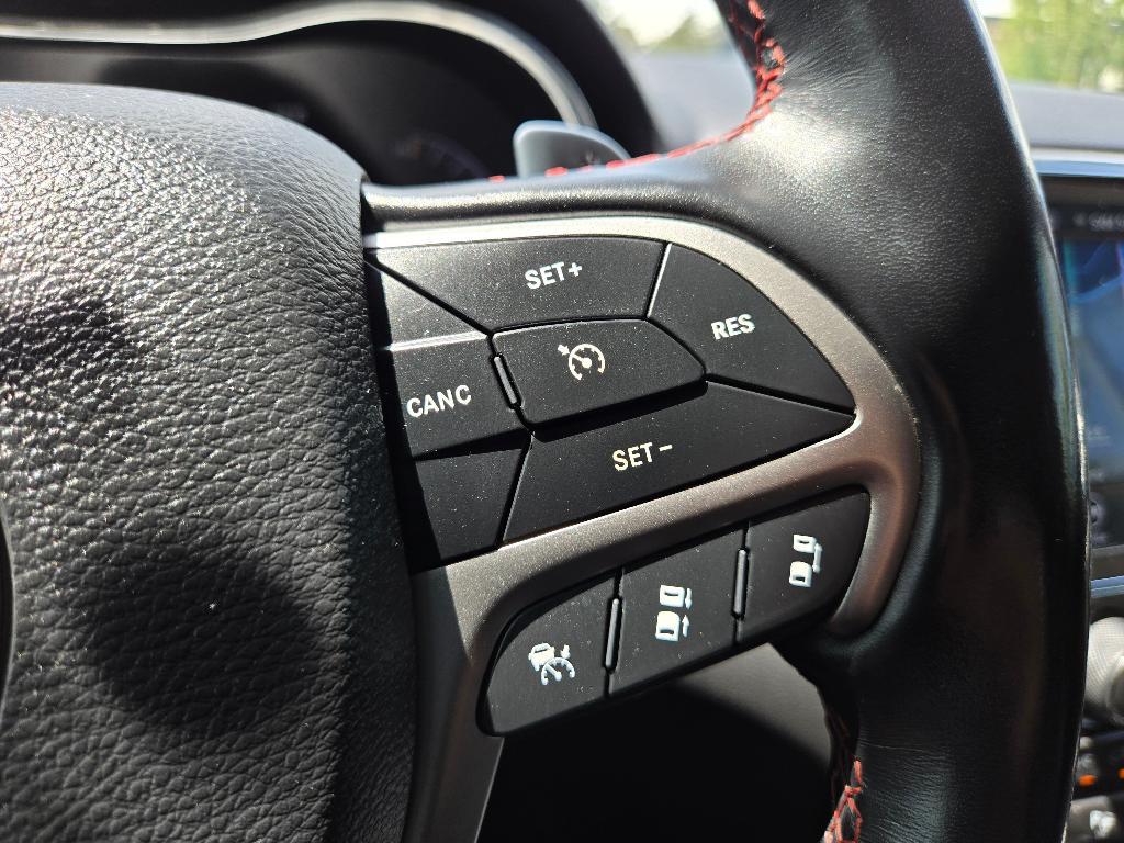 used 2021 Jeep Grand Cherokee car, priced at $28,991