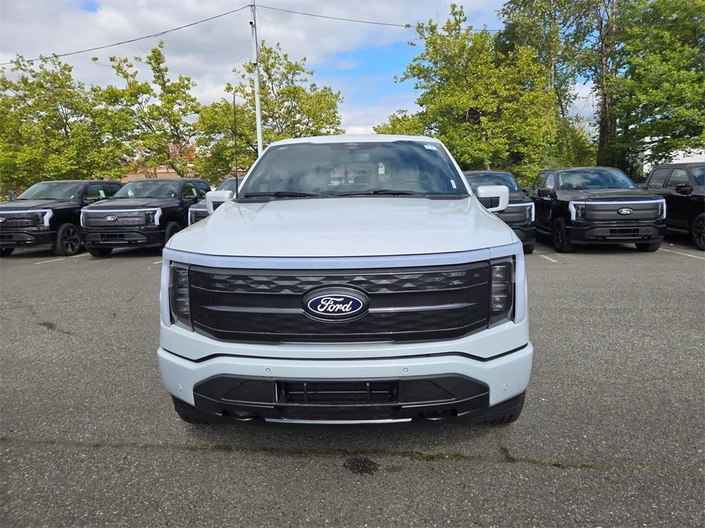 new 2025 Ford F-150 Lightning car, priced at $800,000