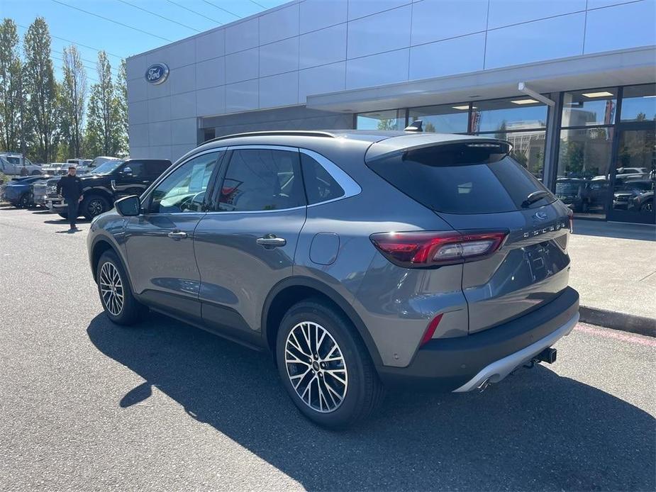 new 2024 Ford Escape car, priced at $40,000